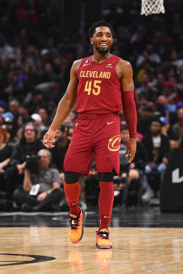 克里夫兰骑士转会期复出首秀，志在德国杯名次提升，球迷炸锅，球探报告显示潜力